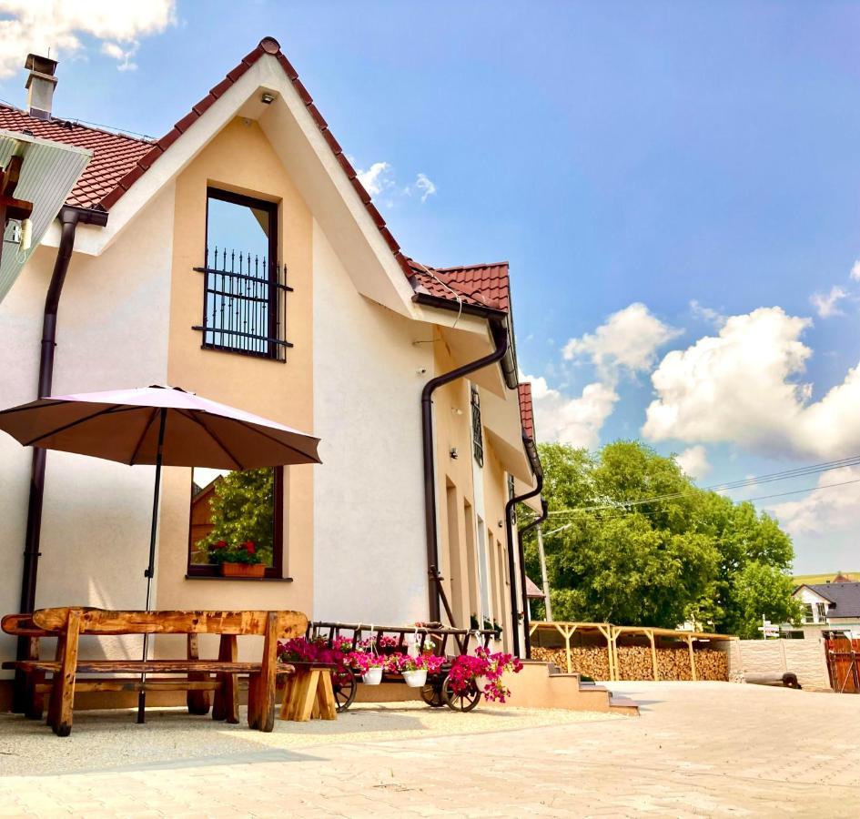 Vila Lesana Nová Lesná エクステリア 写真
